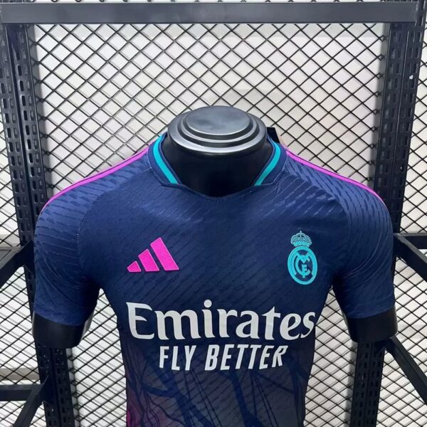 Real Madrid 24/25 Neon