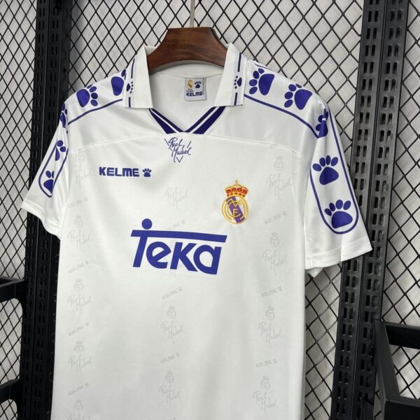 Real Madrid 1994/96 - Image 7